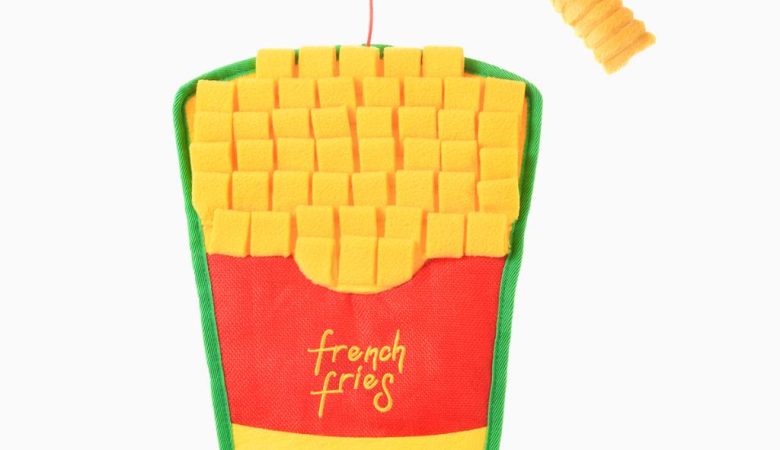 HugSmart Snufflemat French Fries Small Dog / Cat