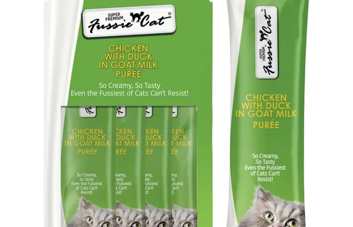 Fussie Cat Goat Milk Purée Treats – Chicken with Duck