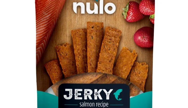 Nulo Jerky Strips Dog Treats – Salmon with Strawberries Recipe